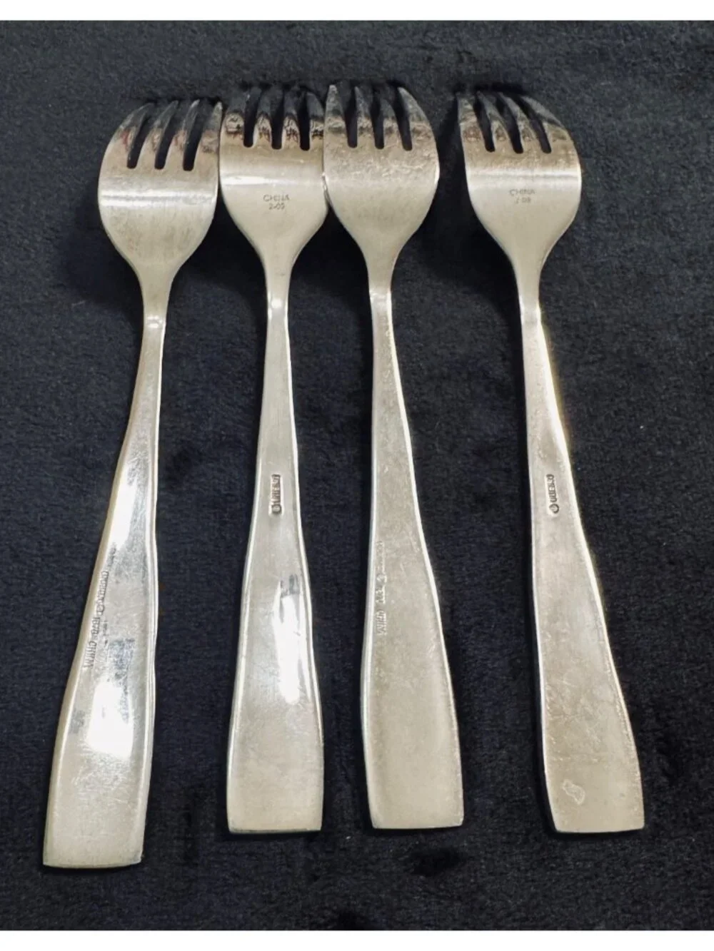4 Oneida TUSCANY Forks Stainless Steel Scrolls